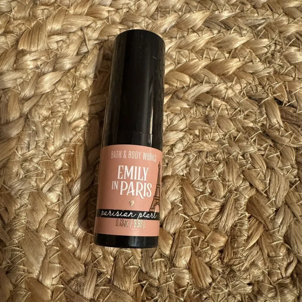 Bath & Body Works Emily In Paris Lipstick Trio Plus Lip gloss‎
